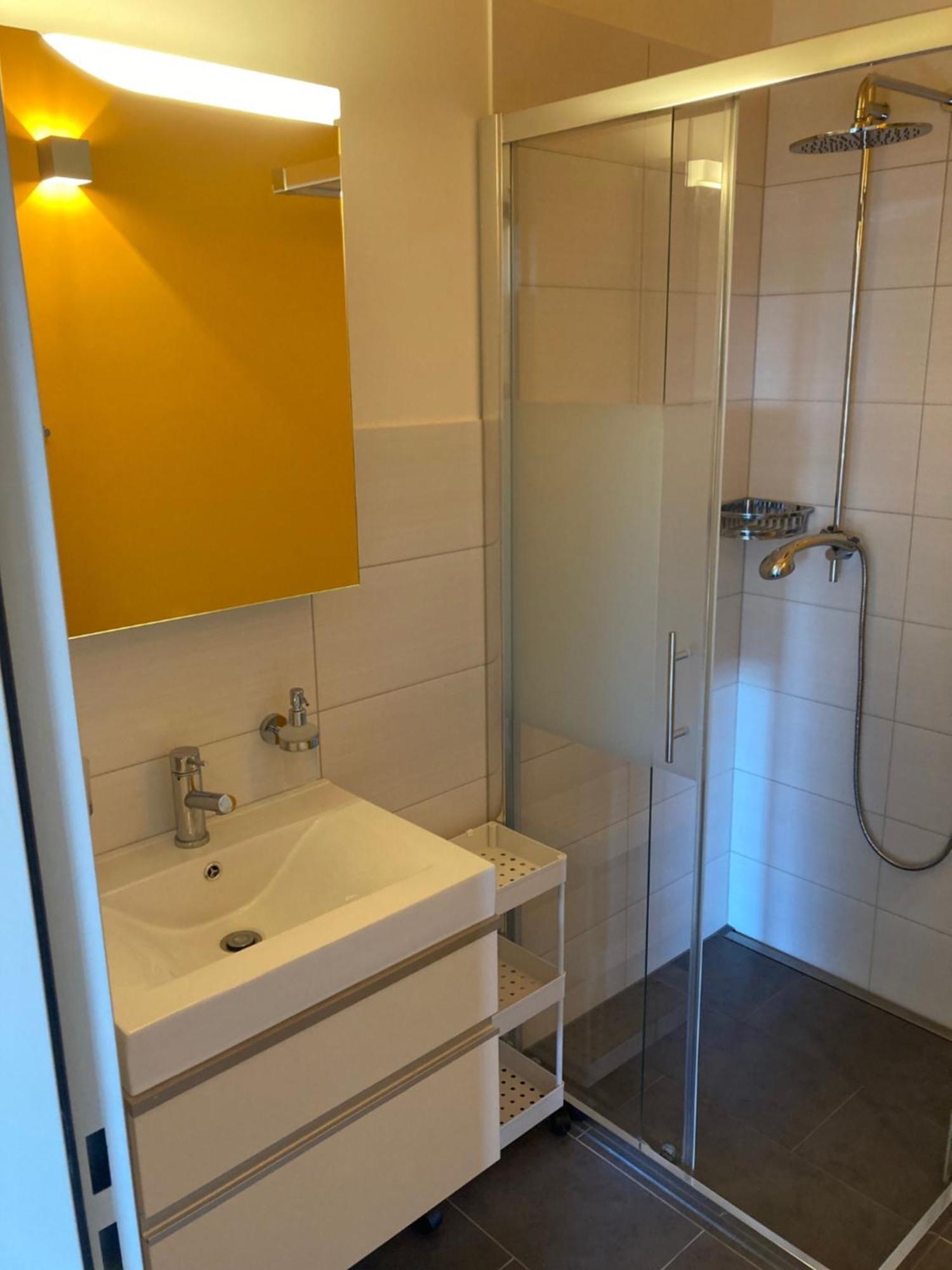 Wohnresidenz Casa Fortuna Suhr Exteriör bild